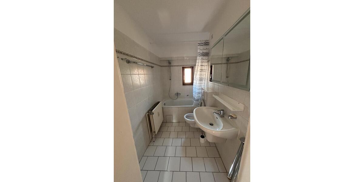 Etagenwohnung Gehrden - 3 Zimmer, 70 m&sup2;, 1.100&euro; | Angebot:26073936