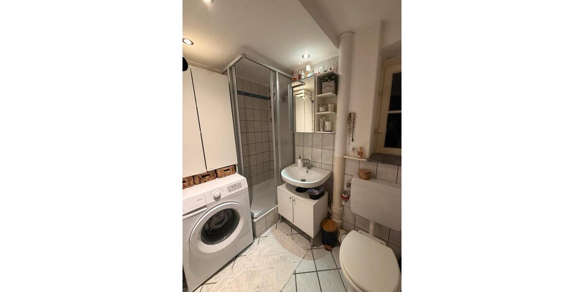 Etagenwohnung Hannover Nord - 4 Zimmer, 89 m&sup2;, 390&euro; | Angebot:27544765