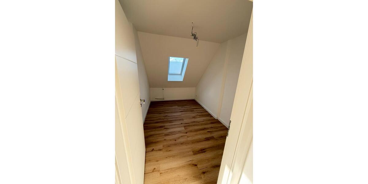 Maisonettenwohnung Seelze - 6 Zimmer, 140 m&sup2;, 460.000&euro; | Angebot:27298191