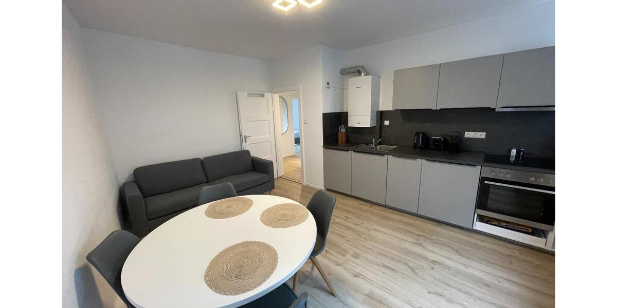 -Prov.Frei- Frisch renovierte 2-Zimmer-Erdgeschosswohnung in Uninähe – möbliert & WG-geeignet 2 zimmer