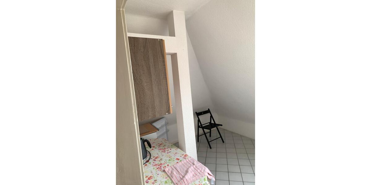 Dachgeschoßwohnung Hannover Herrenhausen-Stöcken - 3 Zimmer, 56 m&sup2;, 880&euro; | Angebot:25505802