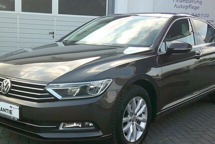 VW Passat 111.000 km 13.500 € Gronau (Leine) OT Brüggen 31028
