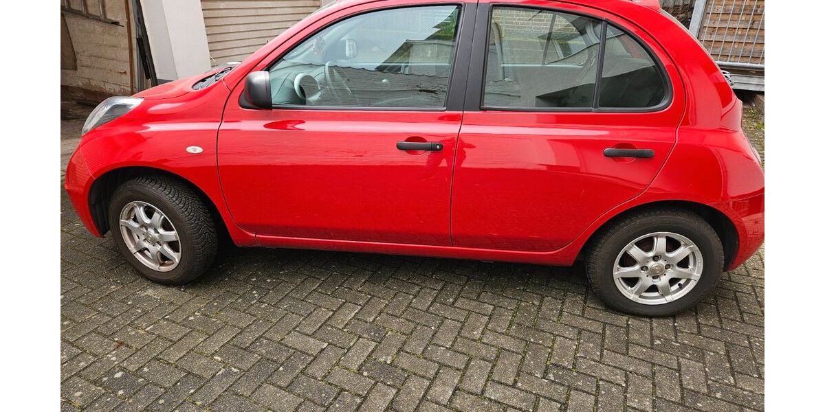 Nissan Micra 95.000 km 2.500 &euro; Hildesheim 31134