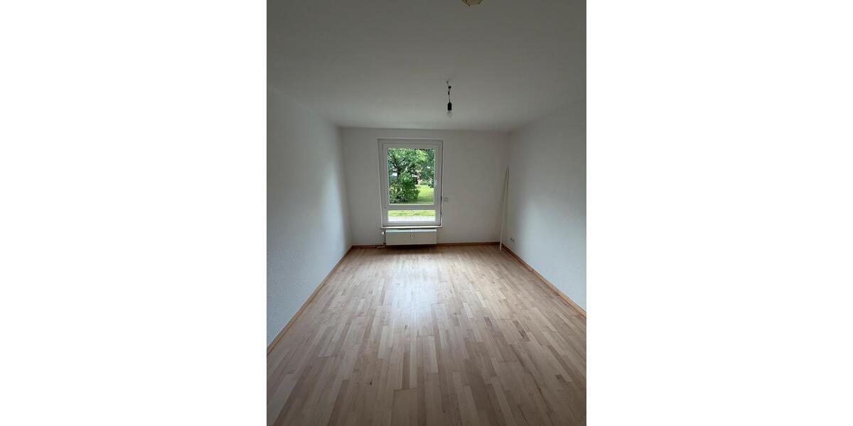 Etagenwohnung Hannover Herrenhausen-Stöcken - 3 Zimmer, 79 m&sup2;, 270.000&euro; | Angebot:26834497