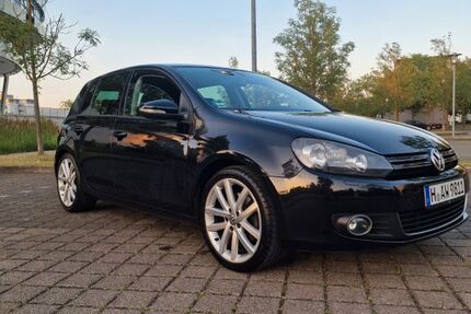 VW Golf 204.380 km 5.800 € Hannover 30627