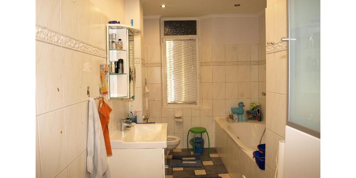 Erdgeschoßwohnung Hannover Vahrenwald-List - 6 Zimmer, 160 m&sup2;, 1.750&euro; | Angebot:25444353