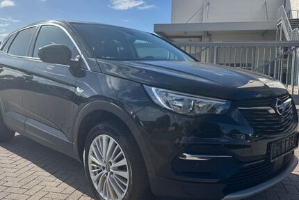 Opel Grandland (X) 180.000 km 8.999 &euro; Hannover 30179