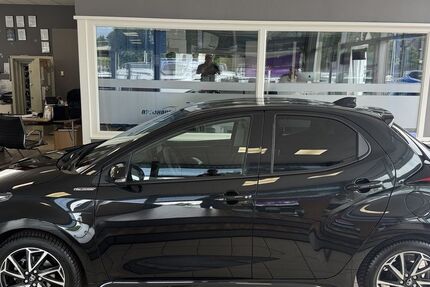 Toyota Yaris 4.832 km 17.990 &euro; Hannover 30419