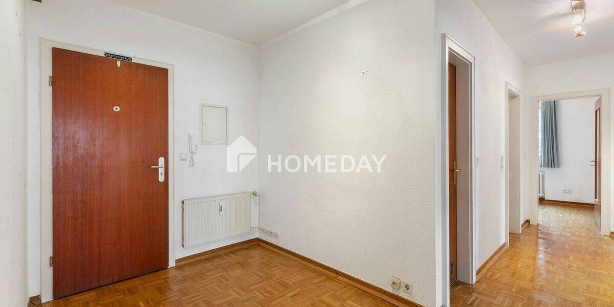 Bezugsfrei - stilvolle 4-Zimmer-Wohnung mit Komfort, Substanz und sonniger Loggia 4 zimmer