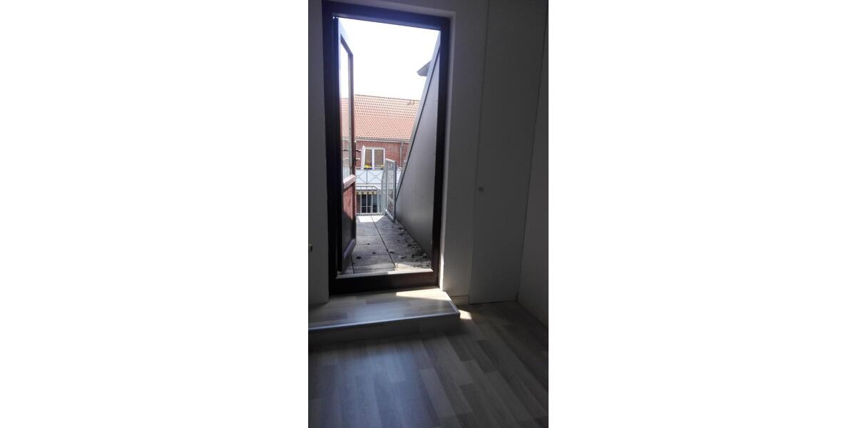 Dachgeschoßwohnung Bad Nenndorf - 3 Zimmer, 90 m&sup2;, 685&euro; | Angebot:25325315