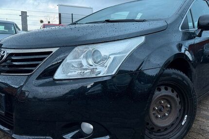 Toyota Avensis 212.000 km 5.990 &euro; Hildesheim 31137