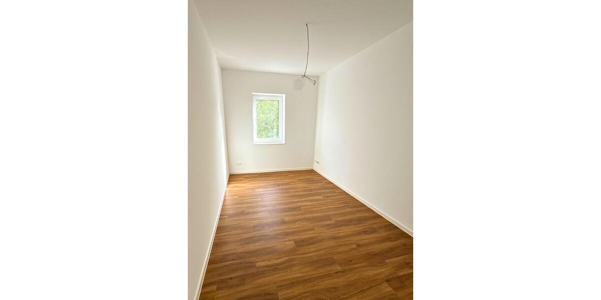 Mehrfamilienhaus, Wohnhaus Hannover Herrenhausen-Stöcken - 18 Zimmer, 350 m&sup2;, 5.500&euro; | Angebot:26454275