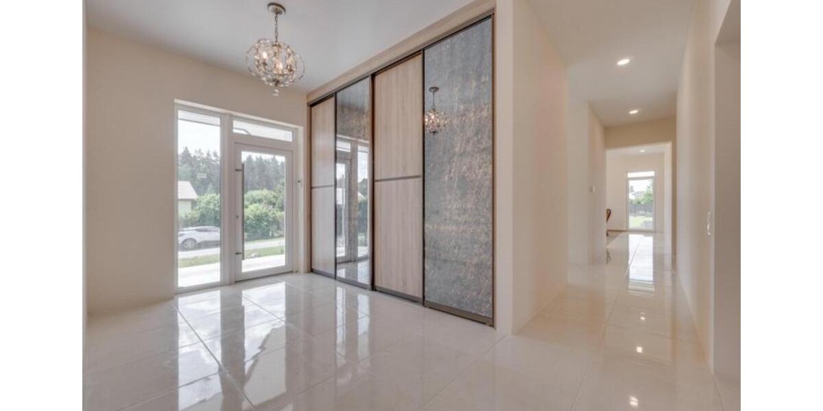 Einfamilienhaus Burgwedel - 4 Zimmer, 282 m&sup2;, 1.950&euro; | Angebot:25083624