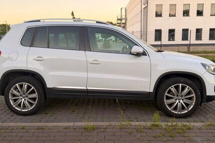 VW Tiguan 123.654 km 10.900 &euro; Hannover 30519