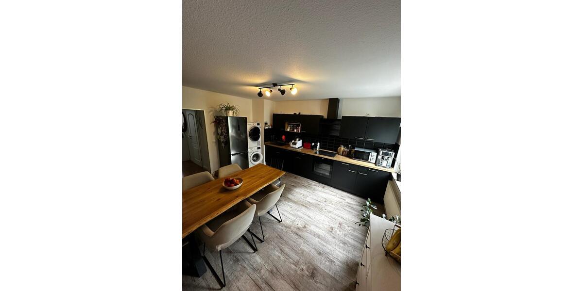Etagenwohnung Ronnenberg - 3 Zimmer, 90 m&sup2;, 280.000&euro; | Angebot:26145357