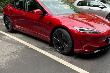 Tesla Model 3 51.000 km 44.750 &euro; Neustadt 31535