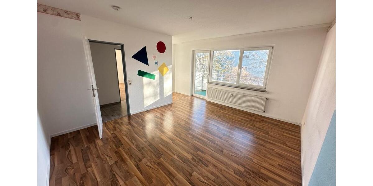 Etagenwohnung Laatzen - 4 Zimmer, 124 m&sup2;, 295.000&euro; | Angebot:26338514