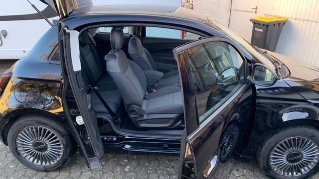 Fiat 500 24.000 km 19.500 &euro; Springe 31832