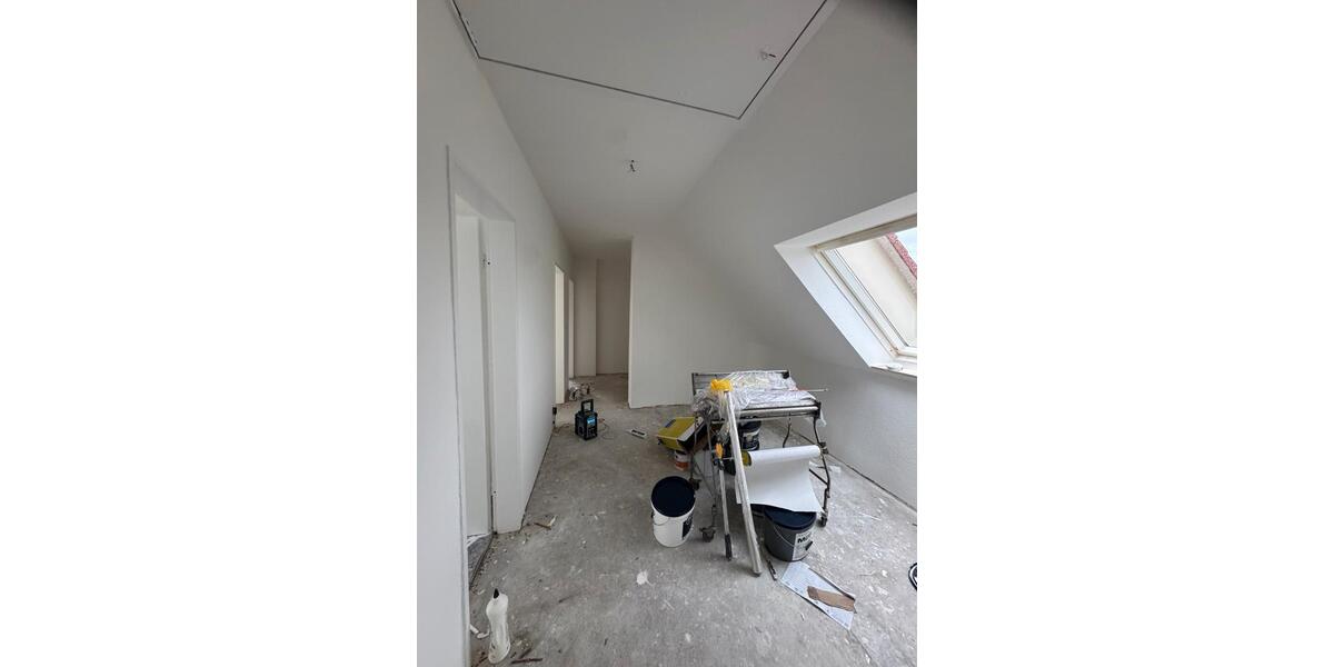 Dachgeschoßwohnung Lehrte - 3 Zimmer, 75 m&sup2;, 812&euro; | Angebot:25547945