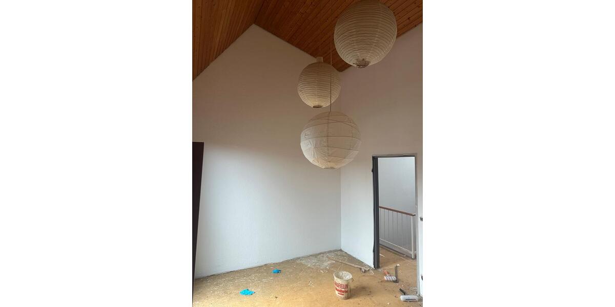 Reihenhaus Laatzen - 5 Zimmer, 127 m&sup2;, 1.900&euro; | Angebot:25082173