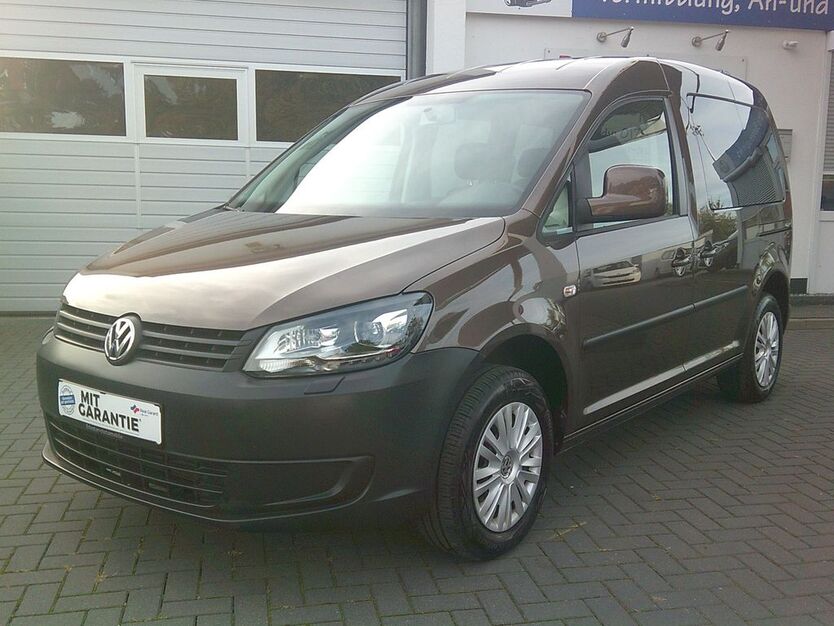 VW Caddy 68.000 km 14.999 € Gronau (Leine) OT Brüggen 31028