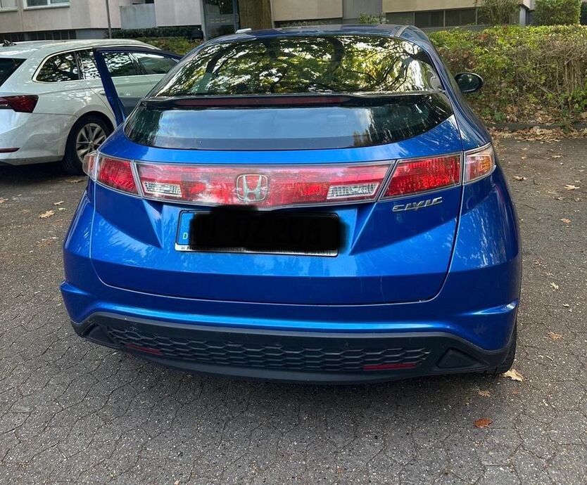 Honda Civic 154.000 km 3.799 € Hannover 31157