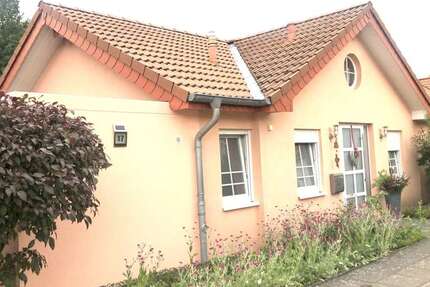 Haus zum Kaufen in Sarstedt 399.990 € 120 m² 4 zimmer