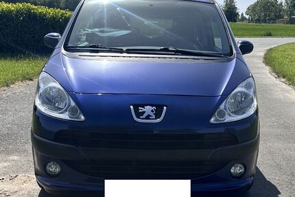 Peugeot 1007 85.870 km 2.900 &euro; Hannover Laatzen 30880