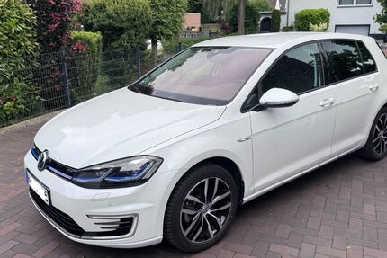 VW Golf 38.700 km 15.999 &euro; Garbsen 30823
