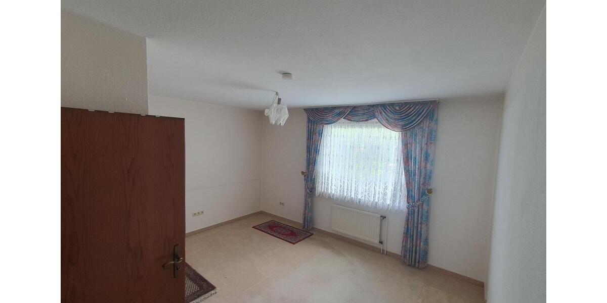 Etagenwohnung Seelze - 3.5 Zimmer, 91 m&sup2;, 250.000&euro; | Angebot:25887423