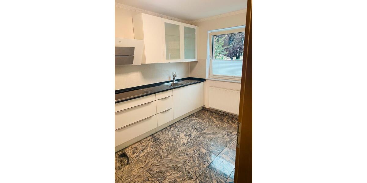 Reihenhaus Laatzen - 5 Zimmer, 126 m&sup2;, 450.000&euro; | Angebot:26006121