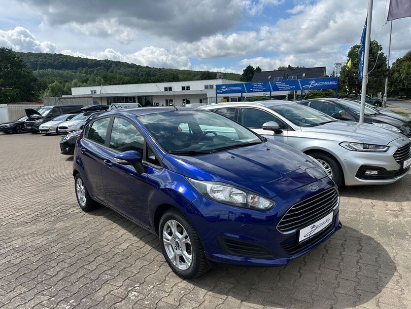 Ford Fiesta 104.650 km 6.390 € Springe 31832