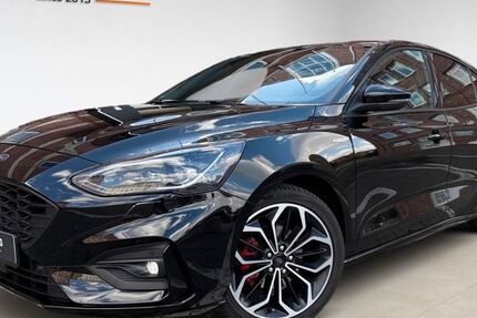 Ford Focus 83.000 km 14.999 € Hannover 30179