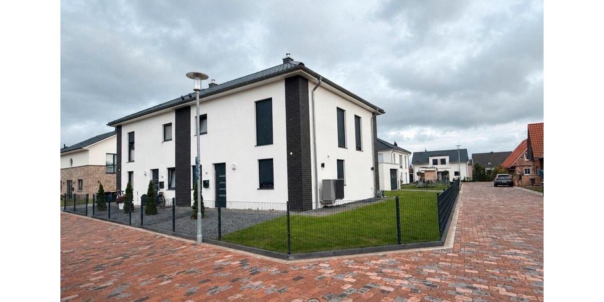 Doppelhaushälfte Lehrte - 4 Zimmer, 120 m&sup2;, 1.400&euro; | Angebot:27610477