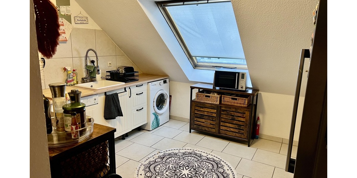 Wohnen unterm Dach mit Wohlfühlfaktor - Dachgeschoßwohnung Hildesheim Himmelsthür | Angebot:25319532