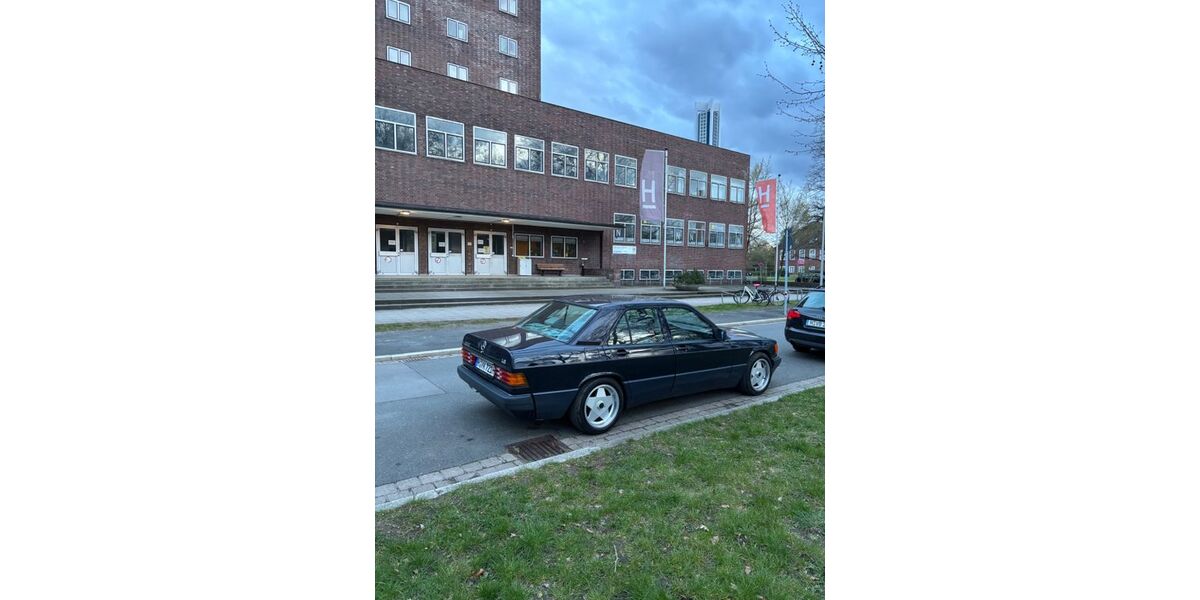 Mercedes-Benz 190 284.057 km 3.500 &euro; Hannover 30159