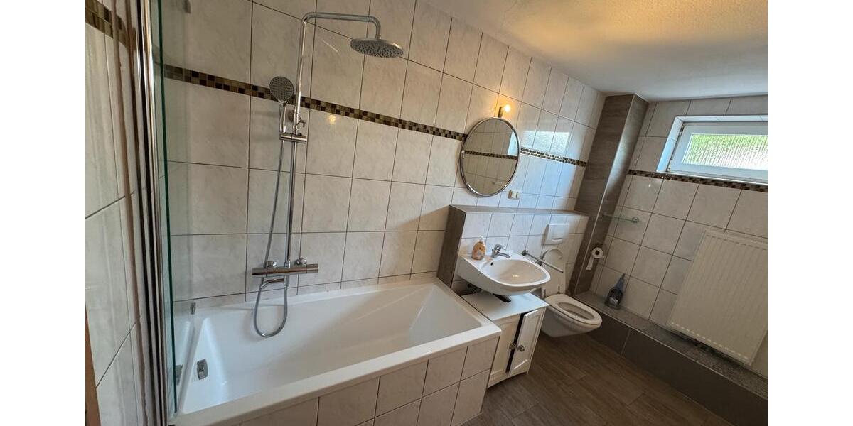 Etagenwohnung Lehrte - 3 Zimmer, 122 m&sup2;, 800&euro; | Angebot:26612180