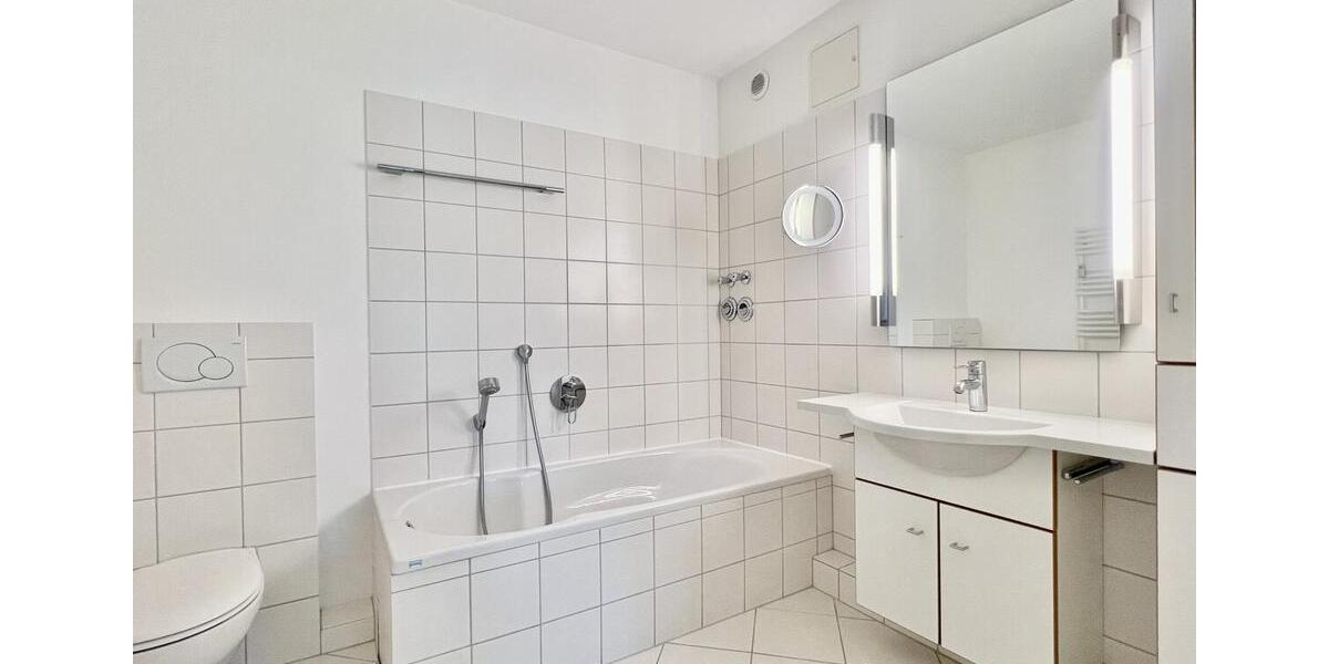 Etagenwohnung Hannover Buchholz-Kleefeld - 3 Zimmer, 110 m&sup2;, 1.265&euro; | Angebot:25976451