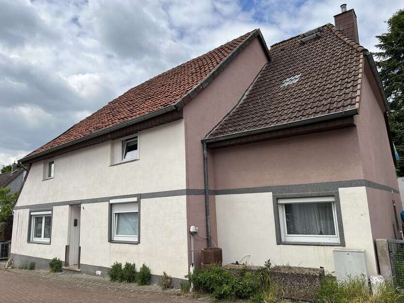 Haus zum Kaufen in Laatzen-Gleidingen 275.000 € 190 m²