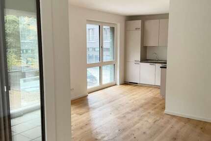 Wohnung zum Mieten in Hannover 1.340 € 92 m² 3 zimmer