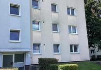 Modernisierte 3- Zimmerwohnung in zentraler Lage