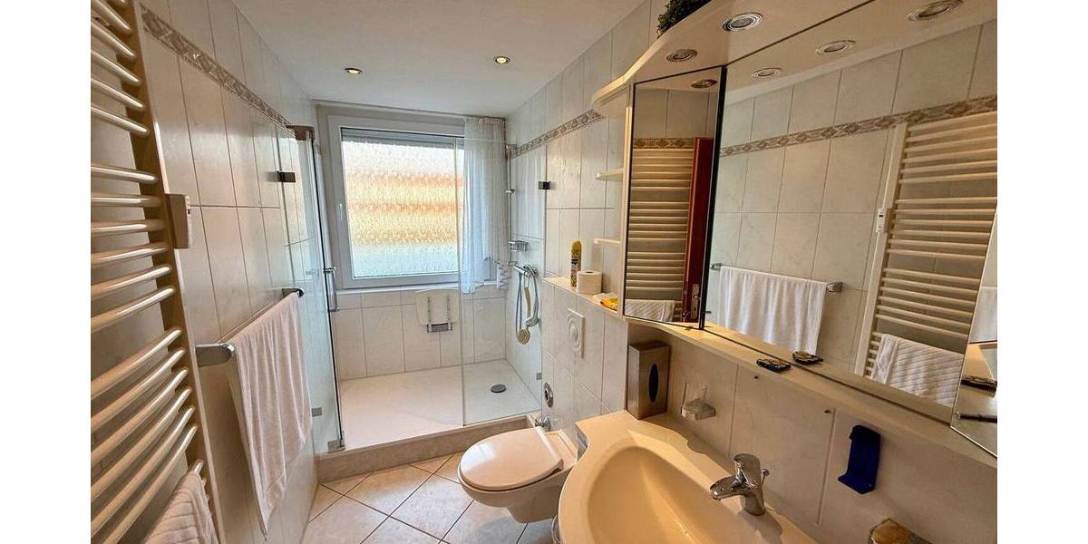 Etagenwohnung Hannover Nordstadt - 3 Zimmer, 98 m&sup2;, 285.000&euro; | Angebot:26065251