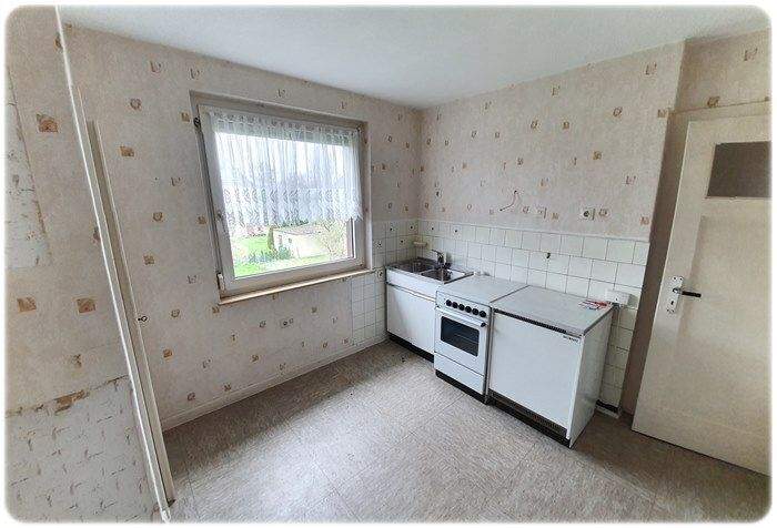 Hannover - Burg - Viel Platz für Familie & Co Ein- oder Zweifamilienhaus mit großem Garten entdecken 8 zimmer