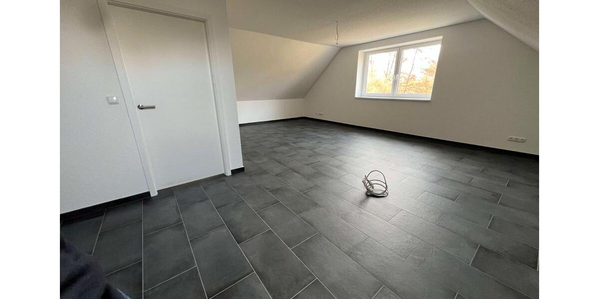 Dachgeschoßwohnung Burgdorf - 2 Zimmer, 54 m&sup2;, 129.000&euro; | Angebot:26123918