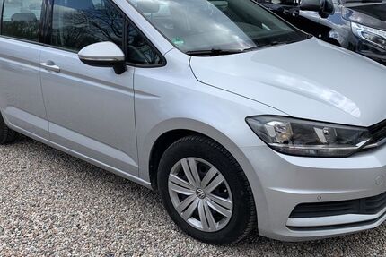 VW Touran 86.500 km 15.950 &euro; Bad Münder am Deister 31848