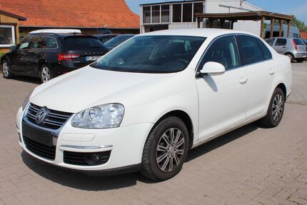 VW Jetta 189.652 km 2.999 &euro; Neustadt am Rübenberge 31535