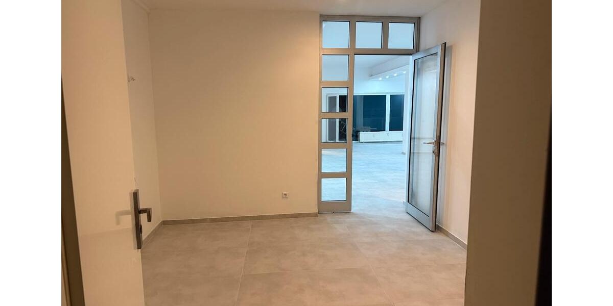 Etagenwohnung Garbsen Berenbostel - 3 Zimmer, 129 m&sup2;, 1.790&euro; | Angebot:26241981