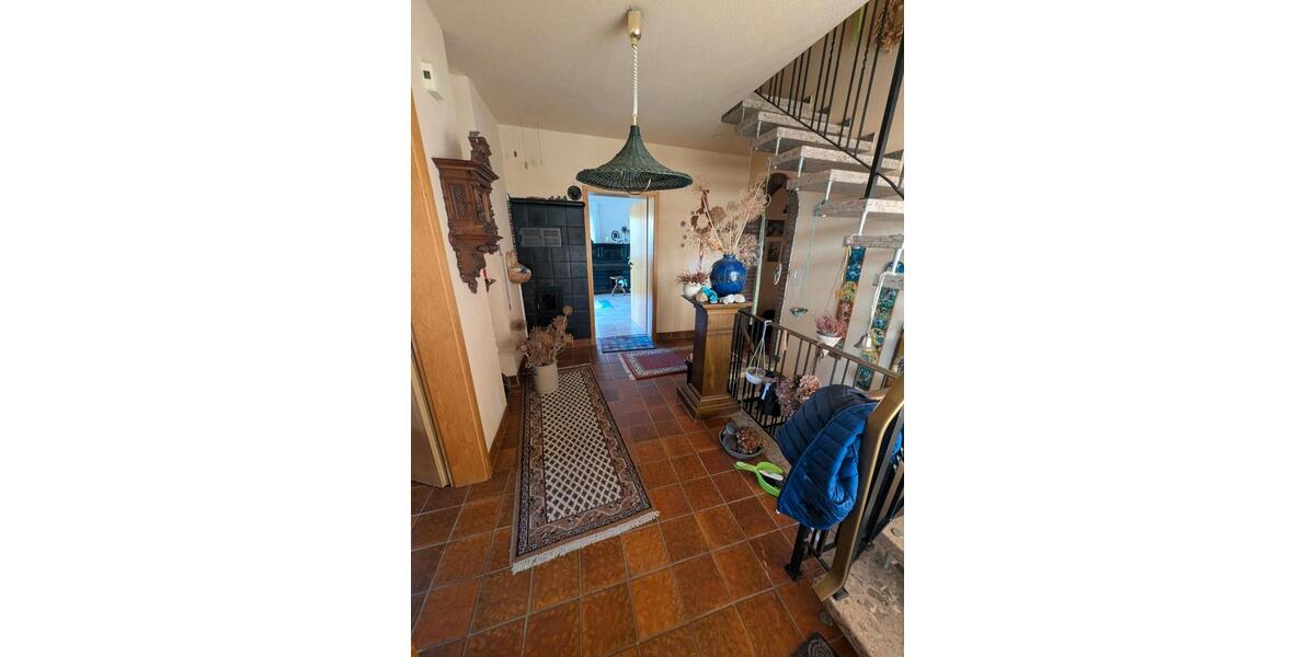 Einfamilienhaus Bad Münder am Deister - 5 Zimmer, 180 m&sup2;, 2.000&euro; | Angebot:27533348