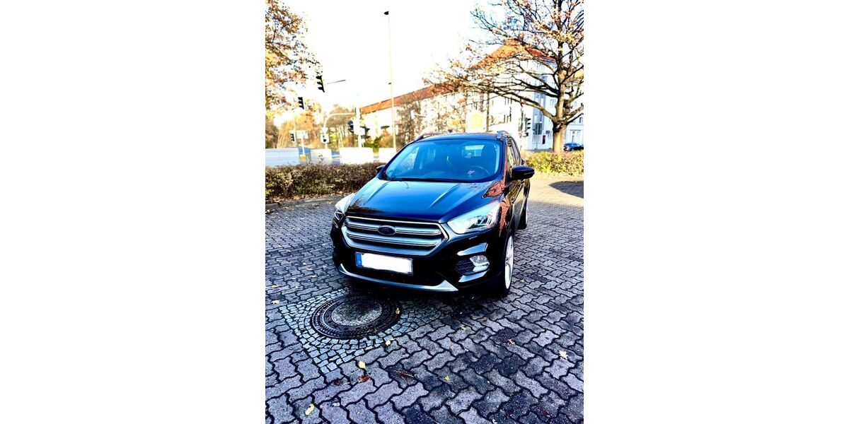 Ford Kuga 64.000 km 17.100 &euro; Hannover 30451