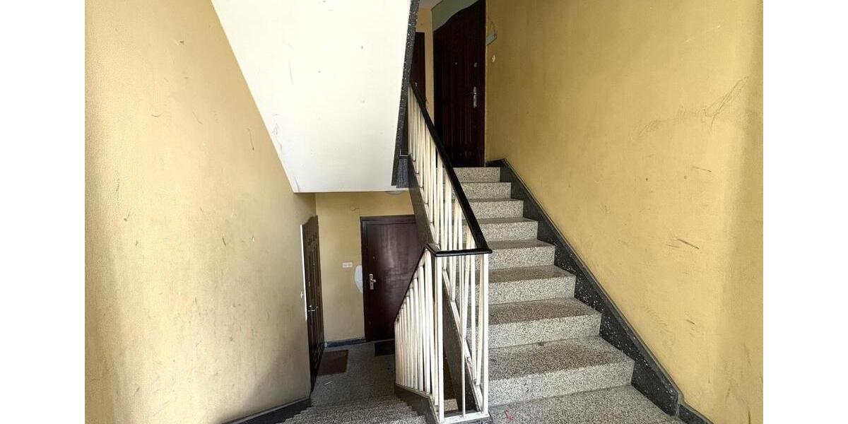 Etagenwohnung Hildesheim Himmelsthür - 9 Zimmer, 218 m&sup2;, 280.000&euro; | Angebot:27258908